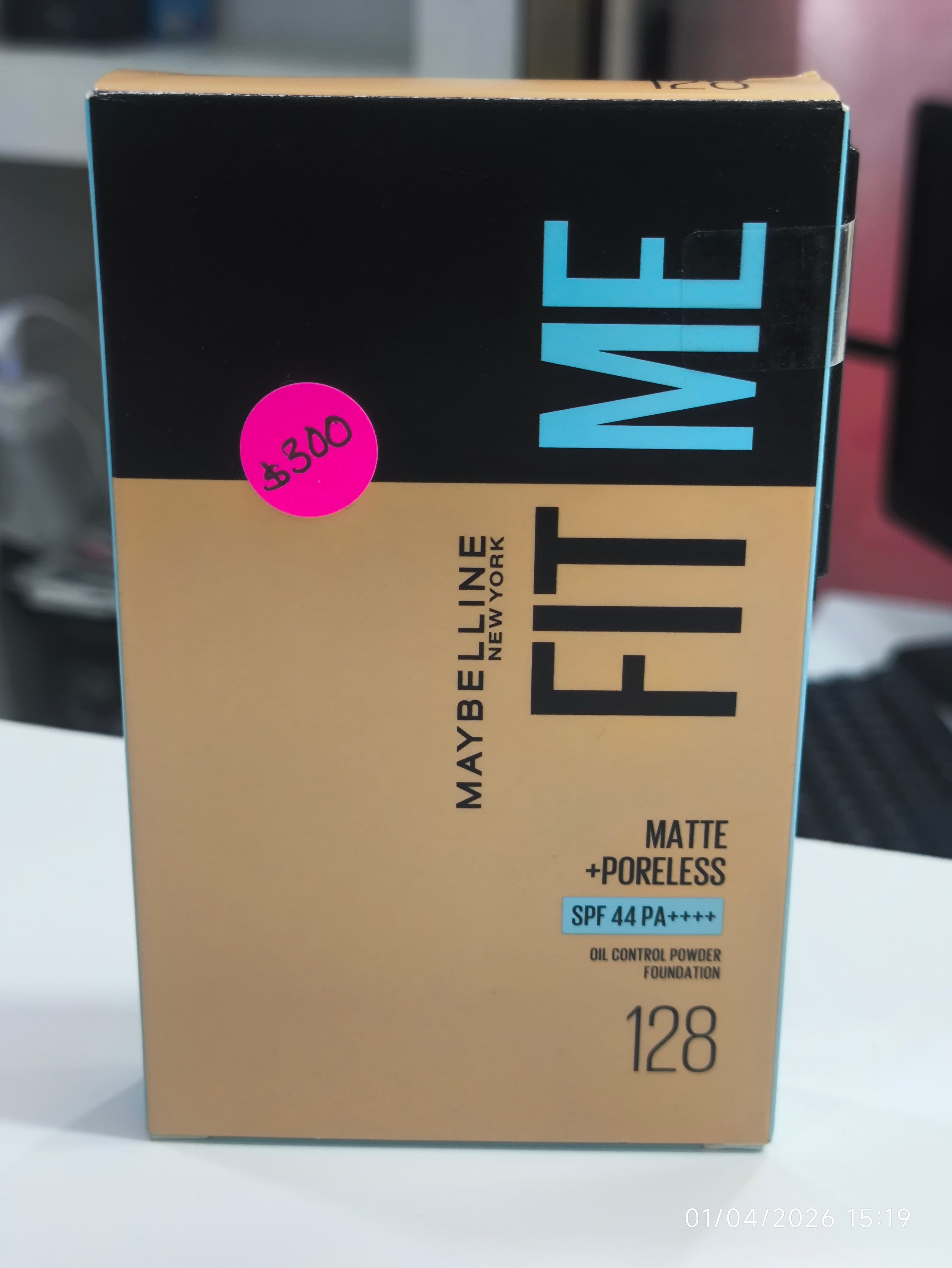 128 Fit Me Base De Maquillaje En polvo (1 de 2)